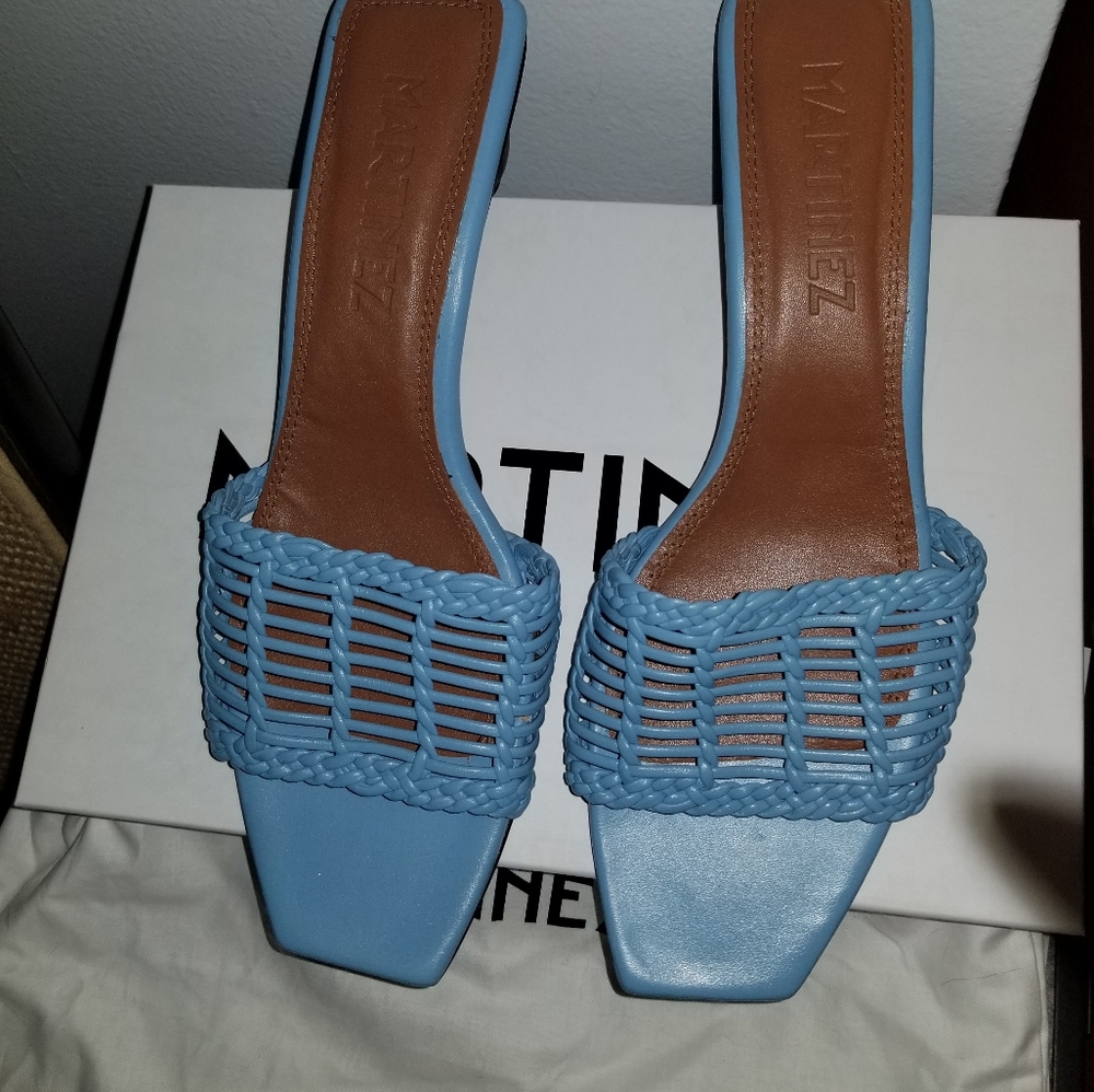 Souliers Martinez Celia Persiana Slide Sandal in Sky Blue - Picture 10 of 13